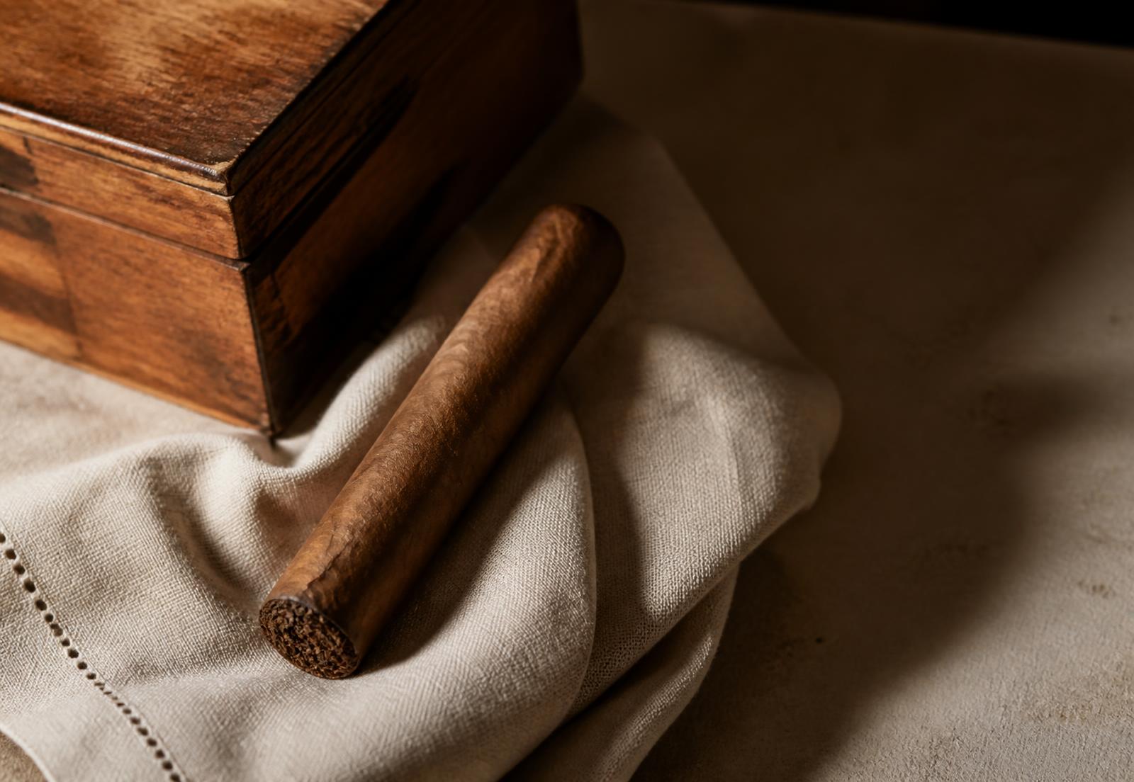 Gold house cigars from the Blason private blend